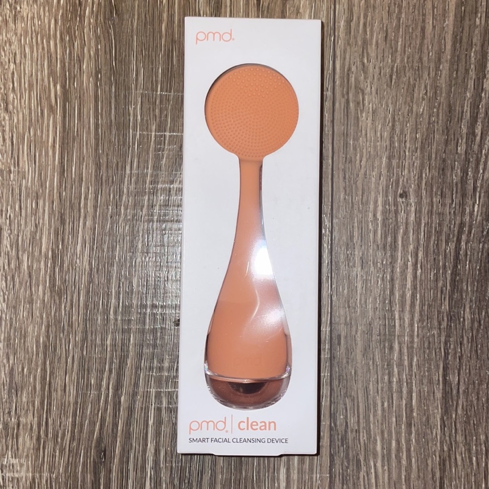 PMD Clean Smart cleansing facial device New in box/ sealed